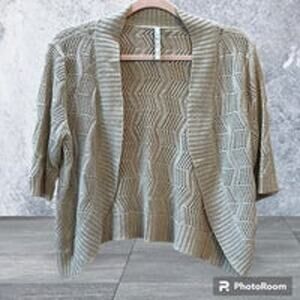 Leo And Nicole Open Front Crop Cardigan Size Large